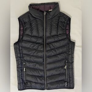 TUMI TUMIPAX PAX Packable Puffer Vest Travel Neck Pillow Black Small